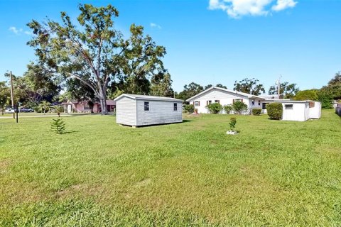 Villa ou maison à vendre à Zephyrhills, Floride: 4 chambres, 163.14 m2 № 1528731 - photo 25