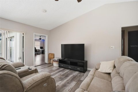 Casa en venta en Spring Hill, Florida, 3 dormitorios, 174.28 m2 № 2239081 - foto 18
