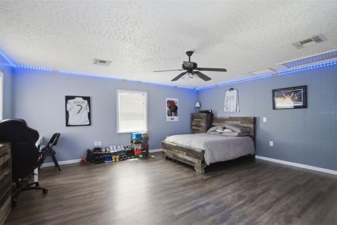 Casa en venta en Spring Hill, Florida, 3 dormitorios, 174.28 m2 № 2239081 - foto 9