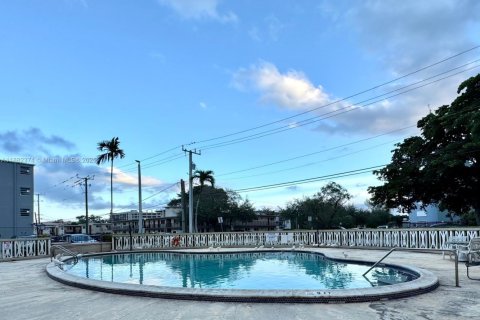 Copropriété à vendre à North Miami, Floride: 1 chambre, 57.88 m2 № 1977932 - photo 22