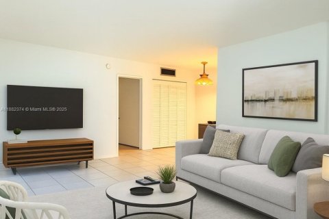 Copropriété à vendre à North Miami, Floride: 1 chambre, 57.88 m2 № 1977932 - photo 16