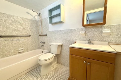 Copropriété à vendre à North Miami, Floride: 1 chambre, 57.88 m2 № 1977932 - photo 7