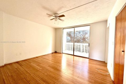 Copropriété à vendre à North Miami, Floride: 1 chambre, 57.88 m2 № 1977932 - photo 1