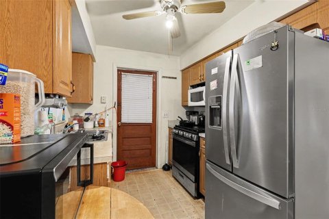 Casa en venta en Cocoa, Florida, 3 dormitorios, 77.67 m2 № 2384486 - foto 9