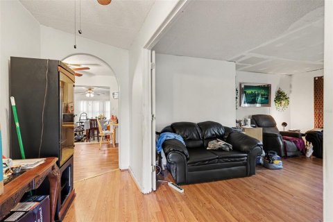 Casa en venta en Cocoa, Florida, 3 dormitorios, 77.67 m2 № 2384486 - foto 7