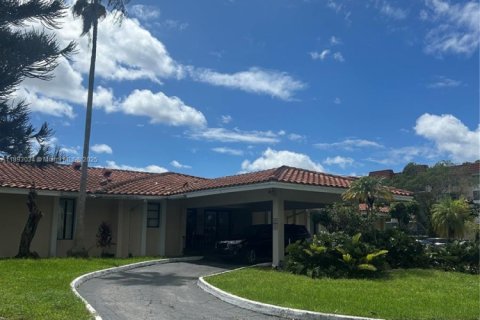 Condo in Lauderhill, Florida, 2 bedrooms  № 1945465 - photo 10