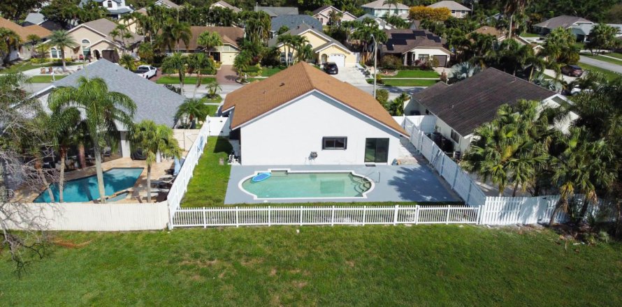 Villa ou maison à Boca Raton, Floride 3 chambres, 126.35 m2 № 1075011