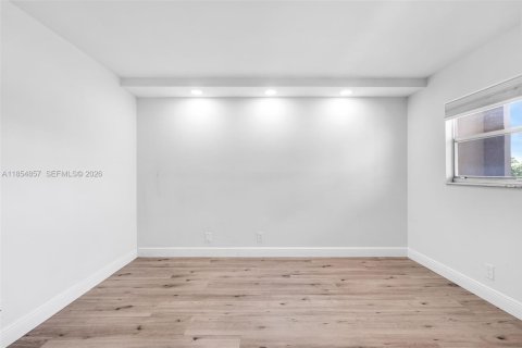 Copropriété à vendre à Lake Worth, Floride: 2 chambres, 103.49 m2 № 2090786 - photo 11
