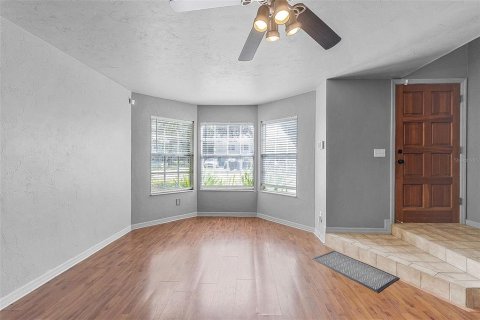 Touwnhouse à vendre à Gainesville, Floride: 2 chambres, 107.77 m2 № 1899782 - photo 9