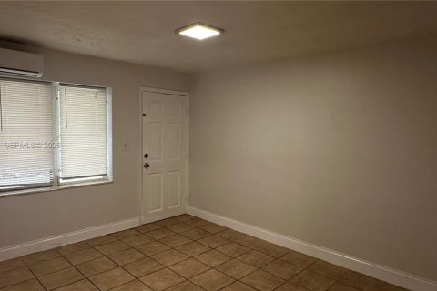 Apartment in Hallandale Beach, Florida 1 bedroom, 51.1 sq.m. № 2001688 - photo 18