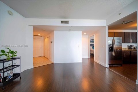 Copropriété à vendre à Miami, Floride: 2 chambres, 116.59 m2 № 1953692 - photo 9