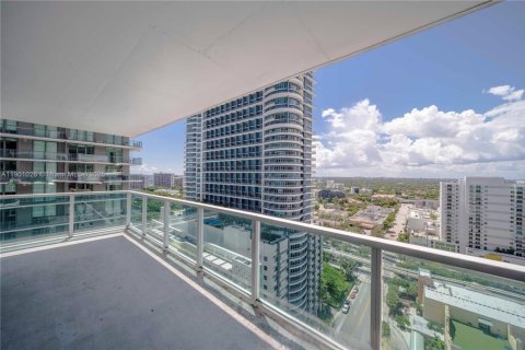 Copropriété à vendre à Miami, Floride: 2 chambres, 116.59 m2 № 1953692 - photo 4