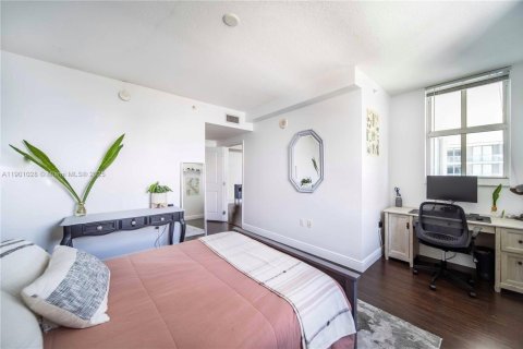 Copropriété à vendre à Miami, Floride: 2 chambres, 116.59 m2 № 1953692 - photo 13