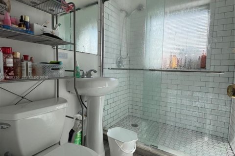 Commercial property in Miami Beach, Florida 326.09 sq.m. № 2020904 - photo 3