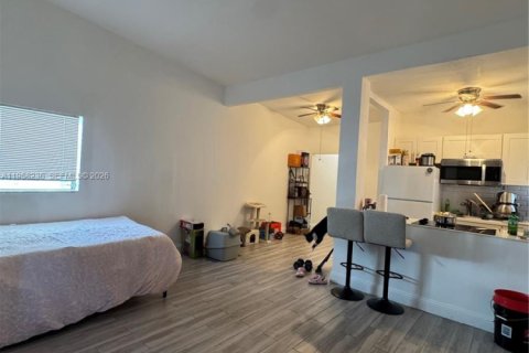 Commercial property in Miami Beach, Florida 326.09 sq.m. № 2020904 - photo 6