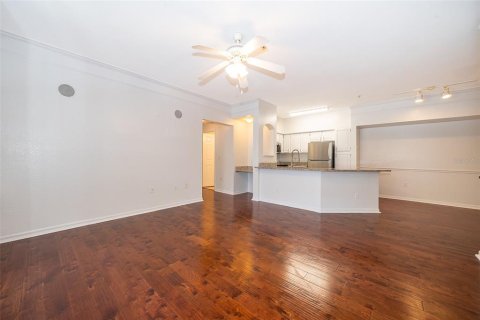 Condo in Orlando, Florida, 3 bedrooms  № 1840524 - photo 8