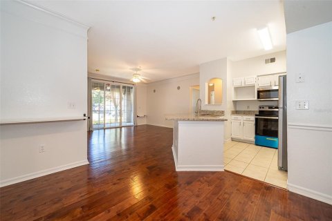 Condo in Orlando, Florida, 3 bedrooms  № 1840524 - photo 7