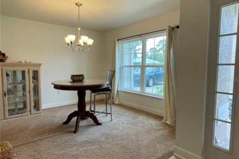House in Punta Gorda, Florida 4 bedrooms, 227.33 sq.m. № 1917591 - photo 8