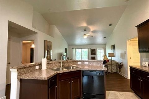 House in Punta Gorda, Florida 4 bedrooms, 227.33 sq.m. № 1917591 - photo 14