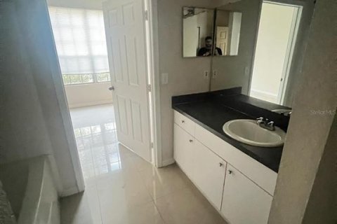 Apartamento en alquiler en Orlando, Florida, 2 dormitorios, 97.64 m2 № 1917112 - foto 9