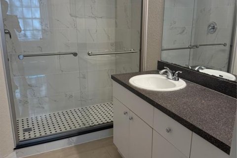 Apartamento en alquiler en Orlando, Florida, 2 dormitorios, 97.64 m2 № 1917112 - foto 12