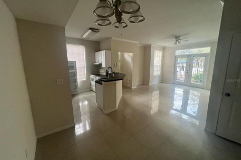 Apartamento en alquiler en Orlando, Florida, 2 dormitorios, 97.64 m2 № 1917112 - foto 6