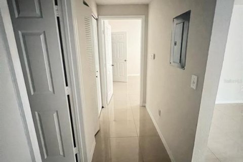 Apartamento en alquiler en Orlando, Florida, 2 dormitorios, 97.64 m2 № 1917112 - foto 10