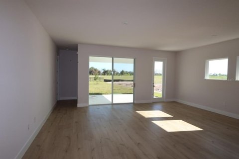 House in Parrish, Florida 3 bedrooms, 181.62 sq.m. № 2111427 - photo 6