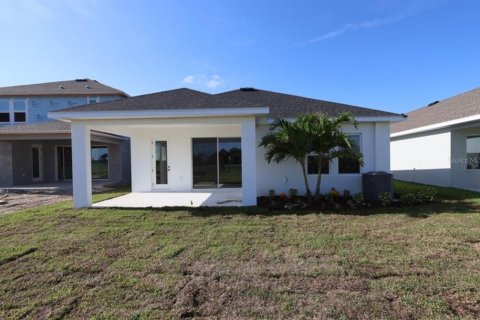 House in Parrish, Florida 3 bedrooms, 181.62 sq.m. № 2111427 - photo 12