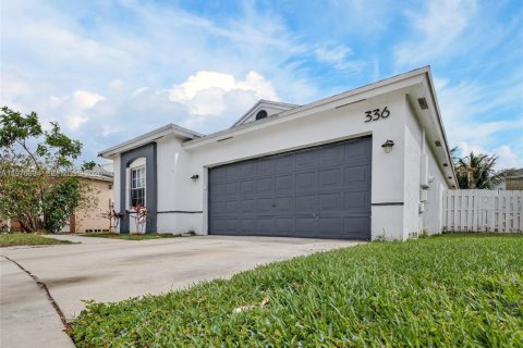 Купить виллу или дом в Санрайз, Флорида 3 спальни, 144.46м2, № 2041527 - фото 8