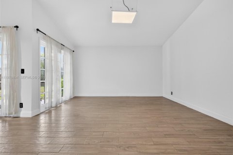 Купить виллу или дом в Санрайз, Флорида 3 спальни, 144.46м2, № 2041527 - фото 26