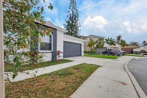 Купить виллу или дом в Санрайз, Флорида 3 спальни, 144.46м2, № 2041527 - фото 7