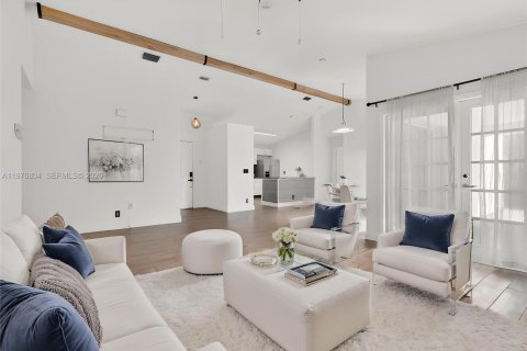 Купить виллу или дом в Санрайз, Флорида 3 спальни, 144.46м2, № 2041527 - фото 15