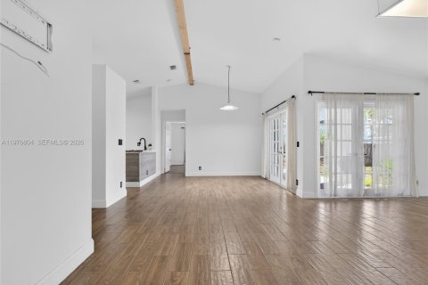 Купить виллу или дом в Санрайз, Флорида 3 спальни, 144.46м2, № 2041527 - фото 9