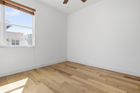 Купить кондоминиум в Бока-Ратон, Флорида 3 спальни, 200.76м2, № 1992037 - фото 30