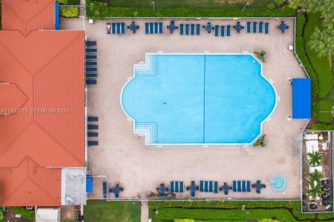 Снять в аренду виллу или дом в Холливуд, Флорида 4 спальни, 235.69м2, № 2050004 - фото 29