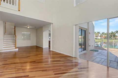 Снять в аренду виллу или дом в Холливуд, Флорида 4 спальни, 235.69м2, № 2050004 - фото 10