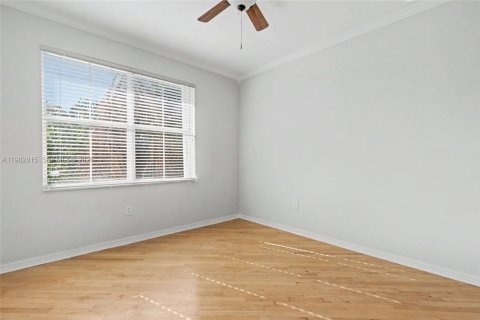 Снять в аренду виллу или дом в Холливуд, Флорида 4 спальни, 235.69м2, № 2050004 - фото 16