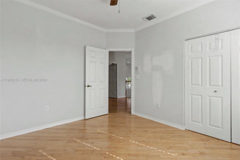 Снять в аренду виллу или дом в Холливуд, Флорида 4 спальни, 235.69м2, № 2050004 - фото 17