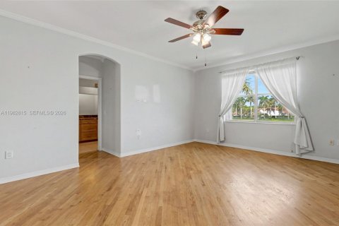 Снять в аренду виллу или дом в Холливуд, Флорида 4 спальни, 235.69м2, № 2050004 - фото 23