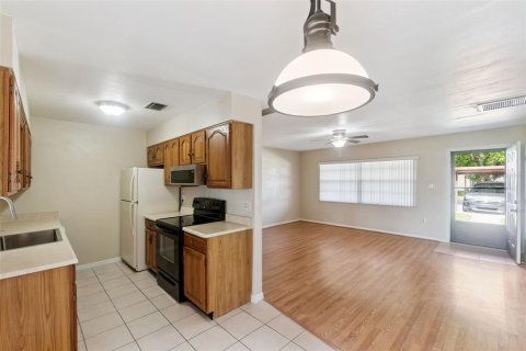Купить виллу или дом в Таварес, Флорида 6 комнат, 85.28м2, № 2225232 - фото 5