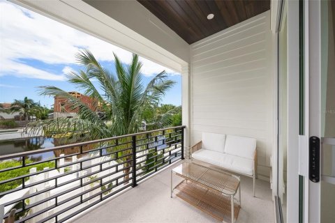 House in Sarasota, Florida 4 bedrooms, 245.73 sq.m. № 1908954 - photo 28