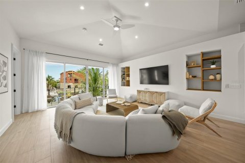 House in Sarasota, Florida 4 bedrooms, 245.73 sq.m. № 1908954 - photo 20