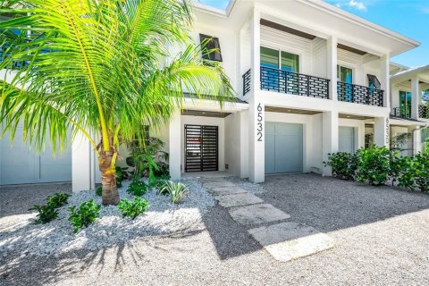 House in Sarasota, Florida 4 bedrooms, 245.73 sq.m. № 1908954 - photo 10