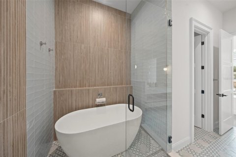 House in Sarasota, Florida 4 bedrooms, 245.73 sq.m. № 1908954 - photo 27
