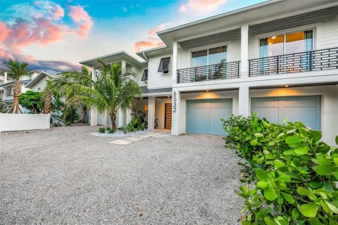 House in Sarasota, Florida 4 bedrooms, 245.73 sq.m. № 1908954 - photo 3