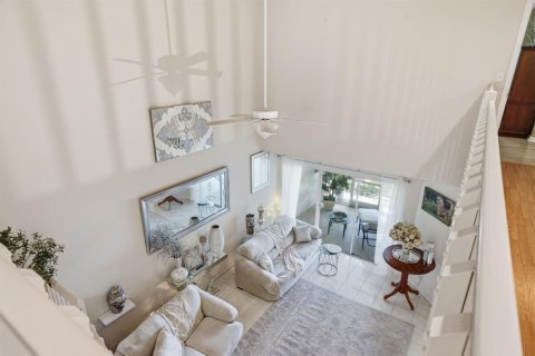 Townhouse in Boca Raton, Florida 3 bedrooms, 210.7 sq.m. № 2381659 - photo 23