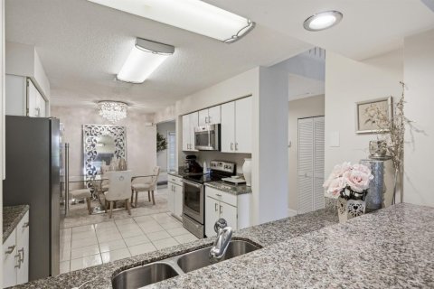Townhouse in Boca Raton, Florida 3 bedrooms, 210.7 sq.m. № 2381659 - photo 20