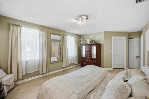 Townhouse in Boca Raton, Florida 3 bedrooms, 210.7 sq.m. № 2381659 - photo 25