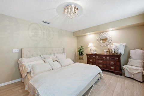 Townhouse in Boca Raton, Florida 3 bedrooms, 210.7 sq.m. № 2381659 - photo 24
